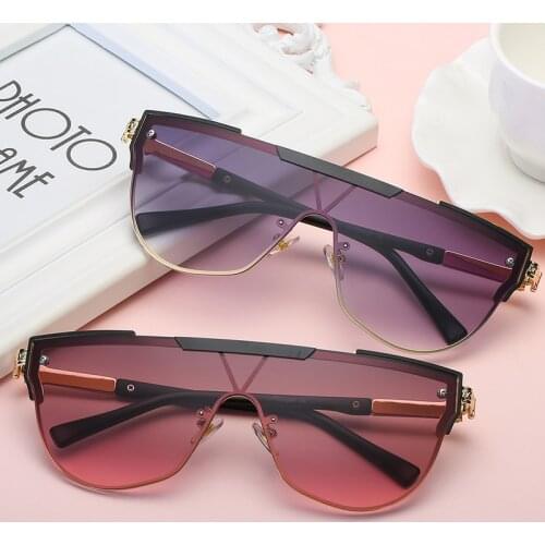 New High Quality Sun Glasses For Women Men Luxury Design Eyewear One Piece Lens Female Male Sunglasses Flat Top Outdoor Goggle