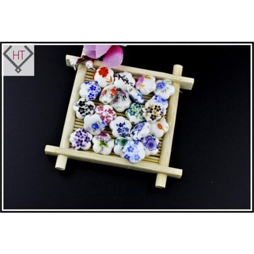 Chinese Style 10pcs/lot White Porcelain Ceramic Beads Mixed Color 15mm Hole 3mm for Jewelry Making