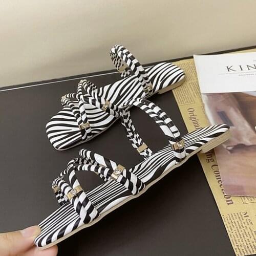 2021 Summer New Color Cross Leopard Print Womens Slippers Flat Casual Fashion Sandals Non-slip Beach Shoes