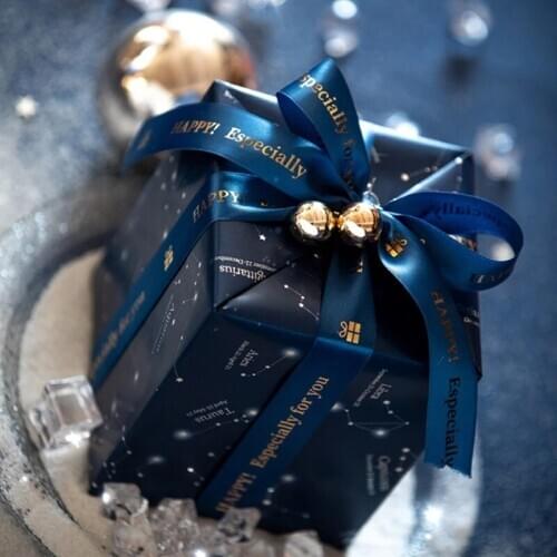 2 Sheets Fantasy Constellation Gift Wrapping Paper 50X70CM Romantic Valentines Day Flower Wrapping Paper for Christmas New Year