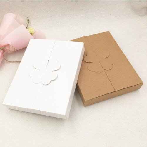Blank Paper Four-leaf Clover Pattern Seal Jewelry Accessories Carrying Cases Candy/Cake Weeding Lucky Gift Boxes 50Pcs/Lot