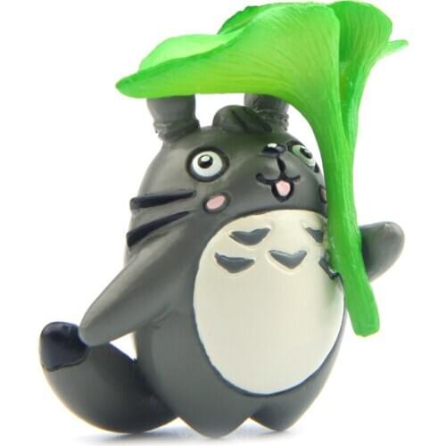 4cm My Neighbor Totoro Kiki Kikis Delivery PVC Cat Action Figure Doll Take Green Leaf Ornament Resin Plastic Model