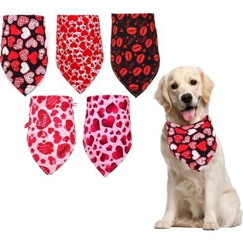 Miflame Valentines Day Dog Bandana Love Heart Dog Accessories For Large Dog Scarf Labrador Doberman Bibs Cute Pet Dog Triangle