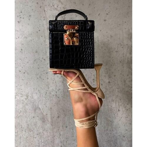 2021 New Woman Bag Fashion Solid Color Box Bag High Quality Trend Messenger Small Box Bag