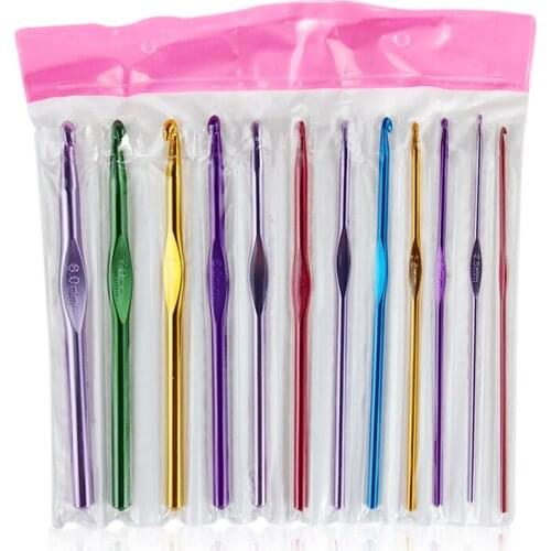 Popular lovely 12Pcs Metal Handle Crochet Hook Knitting Needles Set Aluminum Bamboo (2mm-8mm)