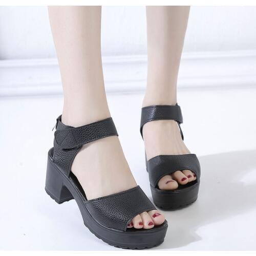 2020 Long-term supply shoes woman summer woman sandal high-heeled shoes thick heel open toe platform sandals platform white