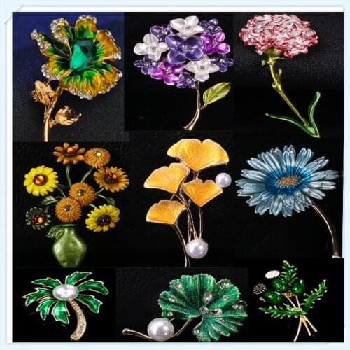 2020 Vintage Green Color Plant Pearls Pin Tree Lotus Leaf Cherry Flower Bamboo Enamel Brooch for Women Coath Accessories Jewelry