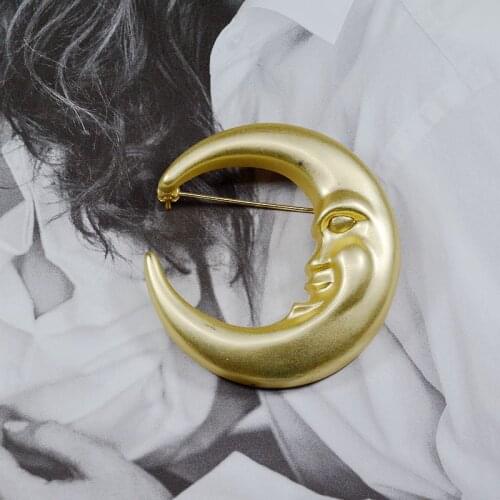 Retro matte gold mist side pin glow act the role of Europe and the United States to restore ancient ways with women