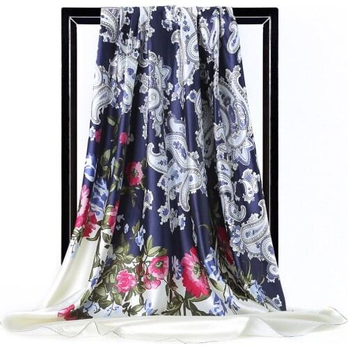 2021 Luxury Brand 90CM Bandana-Style Retro Real Fabrics Silk Scarves Women Headscarf Sun-resistant Scarf chiffon hijab poncho