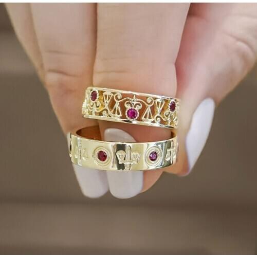 Classic Gold Color Hollow Lovers Ring Wedding Band Engagement Ring Promise Jewelry Inlay Red Zircon Crystal Ring Party Jewelry