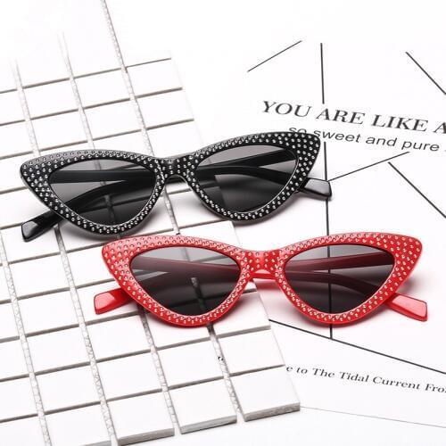 2018 New Cute Sexy Classic Cat Eye Sunglasses Women Black White Triangle Vintage Cheap Sun Glasses Female UV400
