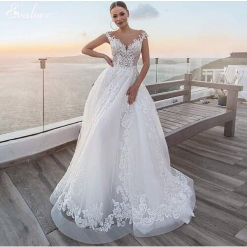 EVALOVE Elegant Scoop Neck Button Bride A-Line Wedding Dress 2021 Gorgeous Cap Sleeve Appliques Court Train Vintage Bridal Gown
