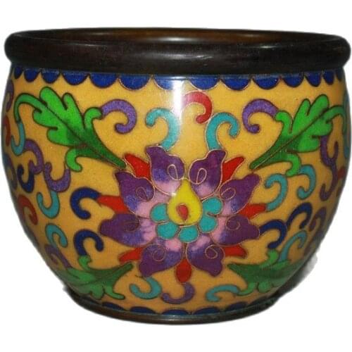 Collect brass to make old Cloisonne cylinder ornaments