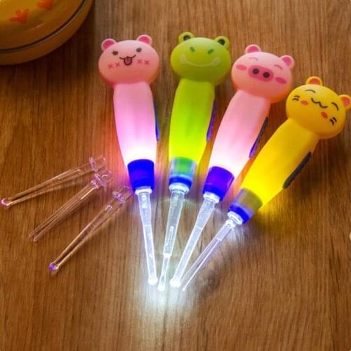 Baby Care Ear Spoon Light Child Ears Cleaning with Light Wholesale Earwax Spoon Digging Luminous Dig Ear Syringe japanese style