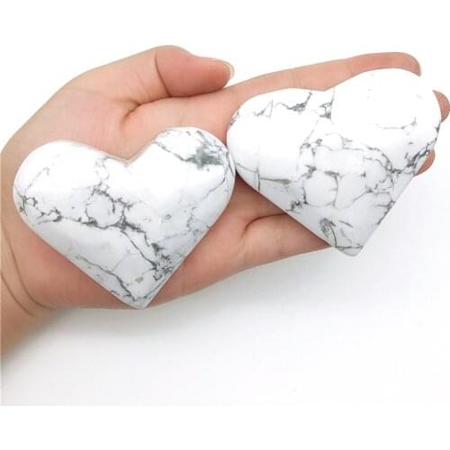 Beautiful 1pc Natural Big White Turquoise Heart Shaped Crystal Heart Gift Healing Crystal Natural Quartz Crystals