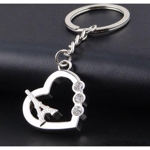100pcs Eiffel Tower Keychains Metal Heart Shaped Keyrings for Promotion Gifts Party Favors