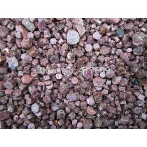 A++ Natural Hong corundum ore energy stone rock mineral specimens wholesale