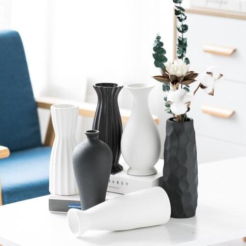 Frosted Ceramic Vase Crafts European Retro Mediterranean Matte Modern Creative Zen Black and White Home Decoration