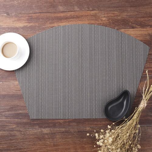 4pcs/lot Fanshaped Placemats Minimalist Table Mat Waterproof Tablecloth Coasters Pads Heat Insulation Dinner Table Pads 45x30cm