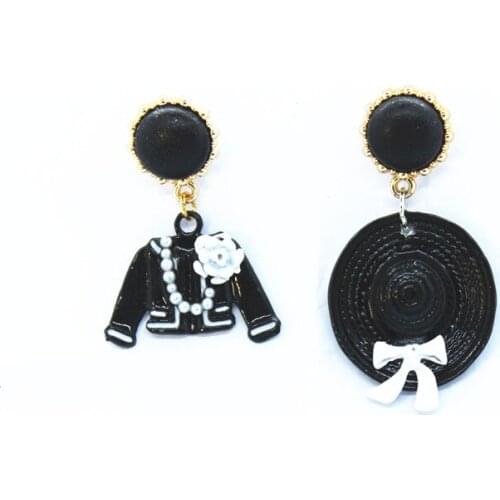 2021 New Spray Paint Clothes Hat Bag High Heels Asymmetrical Earrings Womens Creative Personality Ear Jewelry Birthday Gifts