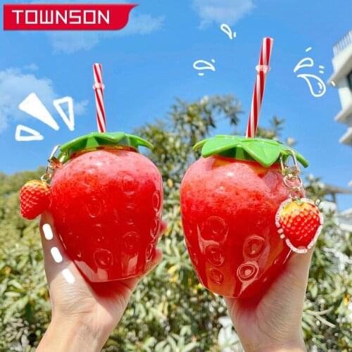 500ml Summer cartoon kawaii strawberry straw cup Handy cup Summer Straw Water Bottle Student Portable cute Water Cup