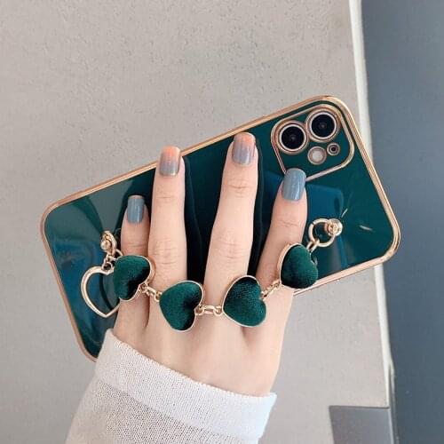 12 Pro Max Case Luxury Plated Electroplated Gold Love Heart Hand Bracelet Cover For iPhone 11 Pro Max 8Plus 7 XR XS X SE 12 Case