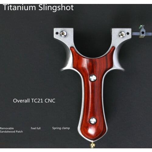 Titanium alloy hunting flat leather slingshot slingshot sandalwood patch handle outdoor hunting shooting slingshot catapult
