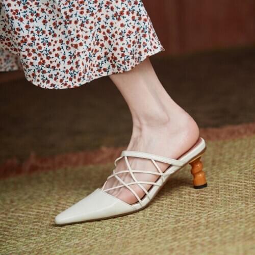Beige Leather Women Pointed Toe Mule Shoes Narrow Band Summer Slippers 5.5cm Fashion Heels Lady Sandals Black Pumps Stilettos