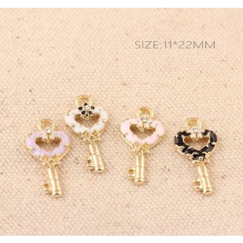 Newest 50PCS Oil Drop Hallow Out Heart Key Necklace Pendants Alloy DIY Bracelet Keyring Ornament Accessory Charm Pendant Craft