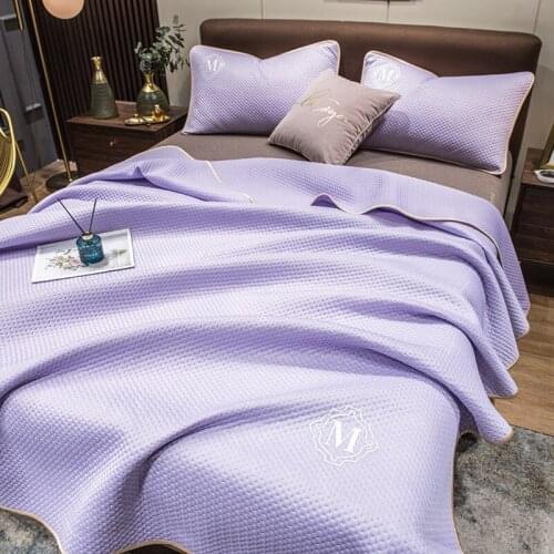 2021 Cool Feeling Silk Summer Quilt Tencel Summer Cool Quilt Naked Sleeping Thin Quilt Adult Air-Conditioning Quilt