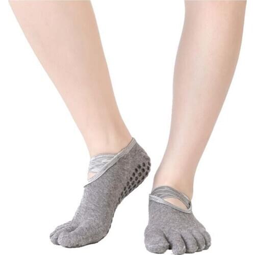 4 Pairs Womens Cotton Yoga Socks with Grips Anti Skid Non Slip Five Toe Sock Cross Bandage for Pilates Latin Ballet Gym Fitness