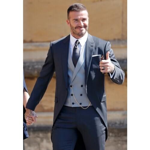 Handsome Groomsmen Peak Lapel Groom Tuxedos Mens Wedding Dress Man Jacket Blazer Prom Dinner (Jacket+Pants+Tie+Vest) A365