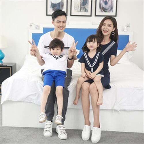 Family Look Mother Father Baby Daughter Son Clothing Cotton Fashion Bow Tie T-shirts Mother Dresses Family Matching Clothes