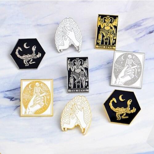 1 PCS Europe and America Style Originality Metal Vintage Exaggeration Skeleton Icons Pin Badges Backpack Decoration Pins Icon