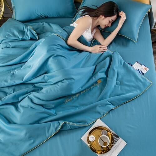 New 4PCS Set 100% Silk Bed Linens Summer Comforter Air Condition Quilts Duvet Washed Cotton Throw Blankets Summer Solid Bedding