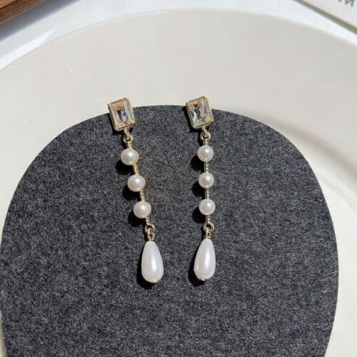 Classic simple style Pearls Drop Earrings party wedding drop Earrings fashion gifts for lady delicate elegant all-match earrings