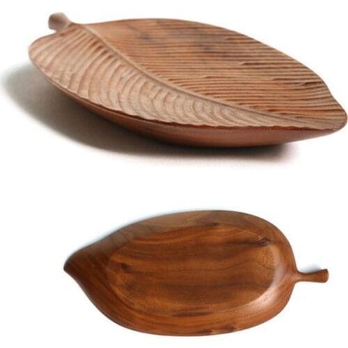 Black Walnut Plate Leaf Pattern Cake Pan Plate Creative Log Saucer Tea Tray Wood Quality Tableware Irregular Shape Storage Trays