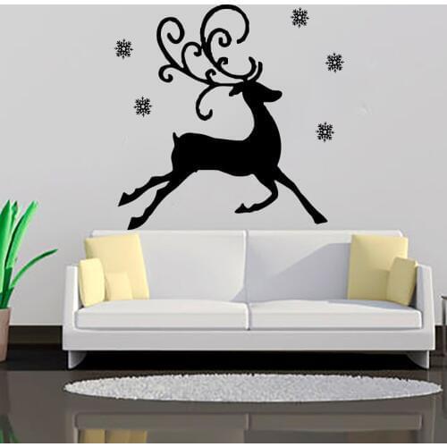 Running Reindeer With Snowflakes Wall Decals Merry Christmas Home Decor Happy Deer Christmas Wall Sticker Vinyl Art Murals S-6