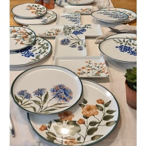 Porland Flower Garden 18 Piece Karma Catering and Breakfast Team