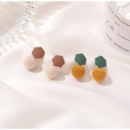 8Seasons Fashion Acrylic Hexagonal Ball Pom Pom Stud Earrings For Women Party Club Geometric Holiday Statement Jewelry Gifts