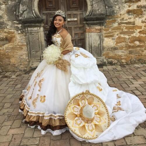 New Charro Quinceanera Dresses with Wrap Embroidered Sweetheart Mexican Ball Gown Sweet 16 Vestidos 15 Anos Detachable Train