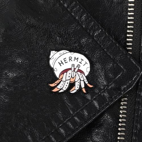Hermit Crab Pins Animal Brooches Backpack Bag Hat Leather Jackets Fashion Accessories Hermit Life Jewelry Brooches for men women