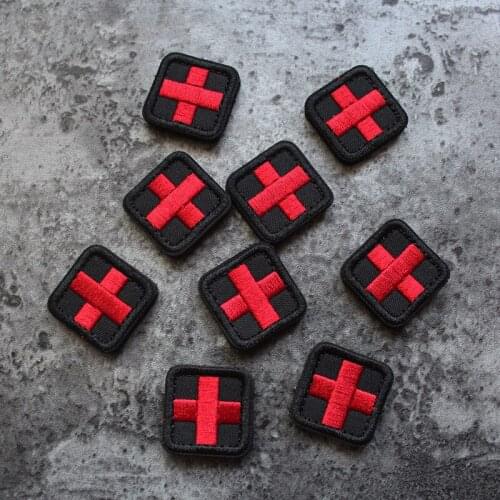 Red Cross Tactical Medical Rescue Paramedic Embroidery Patches Medic Army Embroidered Outdoor Armband Stickers Soldier Badges