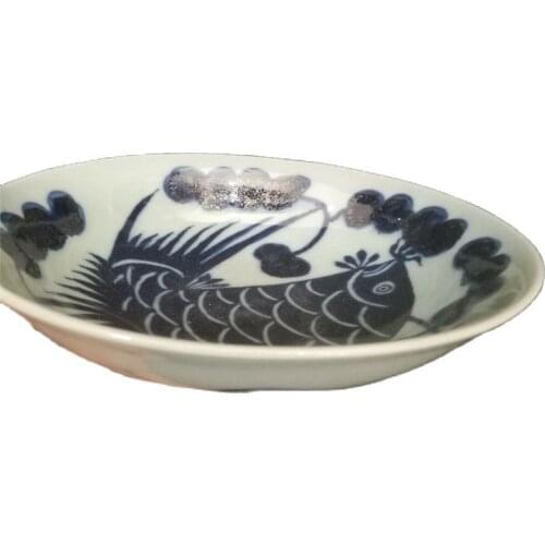 Chinese old porcelain blue and white porcelain bowl Fish plate bowl