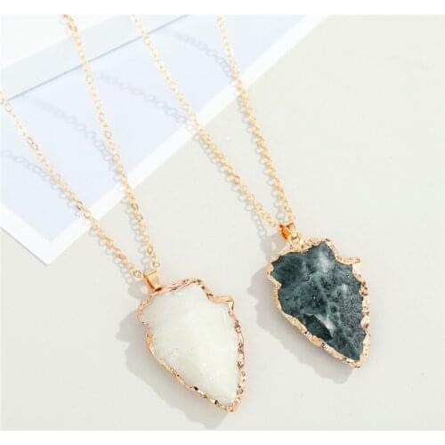 1Pcs Arrow Geometric Necklace For Women Gift Jewelry Fashion Creative Imitation Natural Stone Resin Pendant Clavicle Chain N203