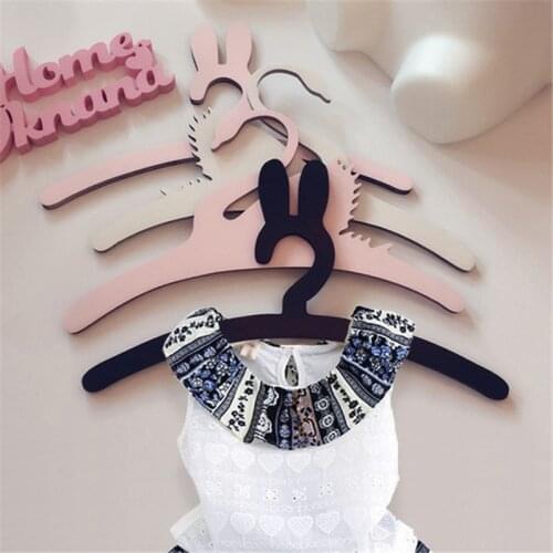 1Pcs/3Pcs Cute Original Pine Wooden Bunny/Swan Cloth Hanger For Baby Cloth Storage Hangers Rabbit Kids Christmas Best Decor Gift