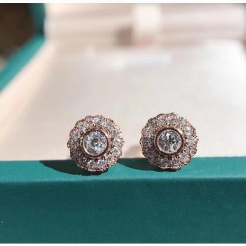 Round Good Loose 0.13ct Diamond Earrings 18K White Gold Flower Stud Earrings For Women Diamond Jewelry