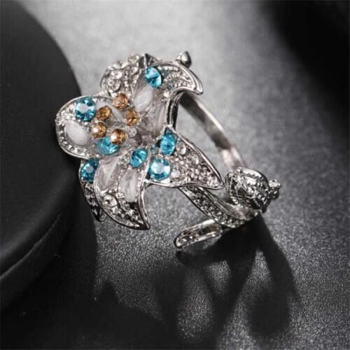 Women Vintage Fire Opal Flower Ring Wedding Engagement Gift Jewelry Size 5-10