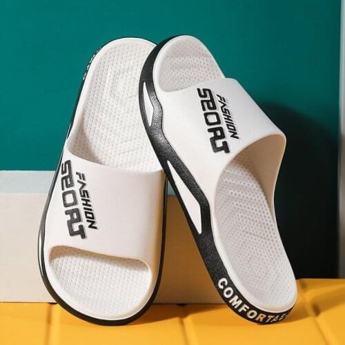 2021 New Mens Slippers Sandals Designer Luxury Men Shoes Mens Outside Slipper Non-slip Home Thick Soled Word Cool Slipper