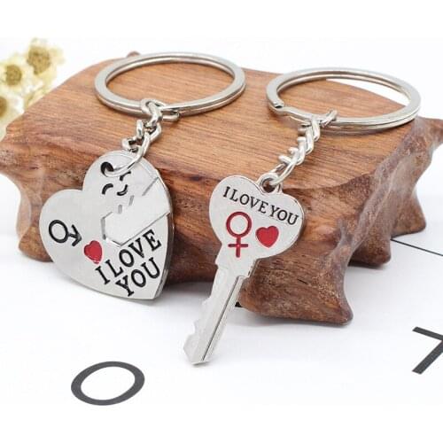 1 pair of couple keychain I love you letter heart-shaped key ring love key chain souvenir Valentines Day jewelry gift